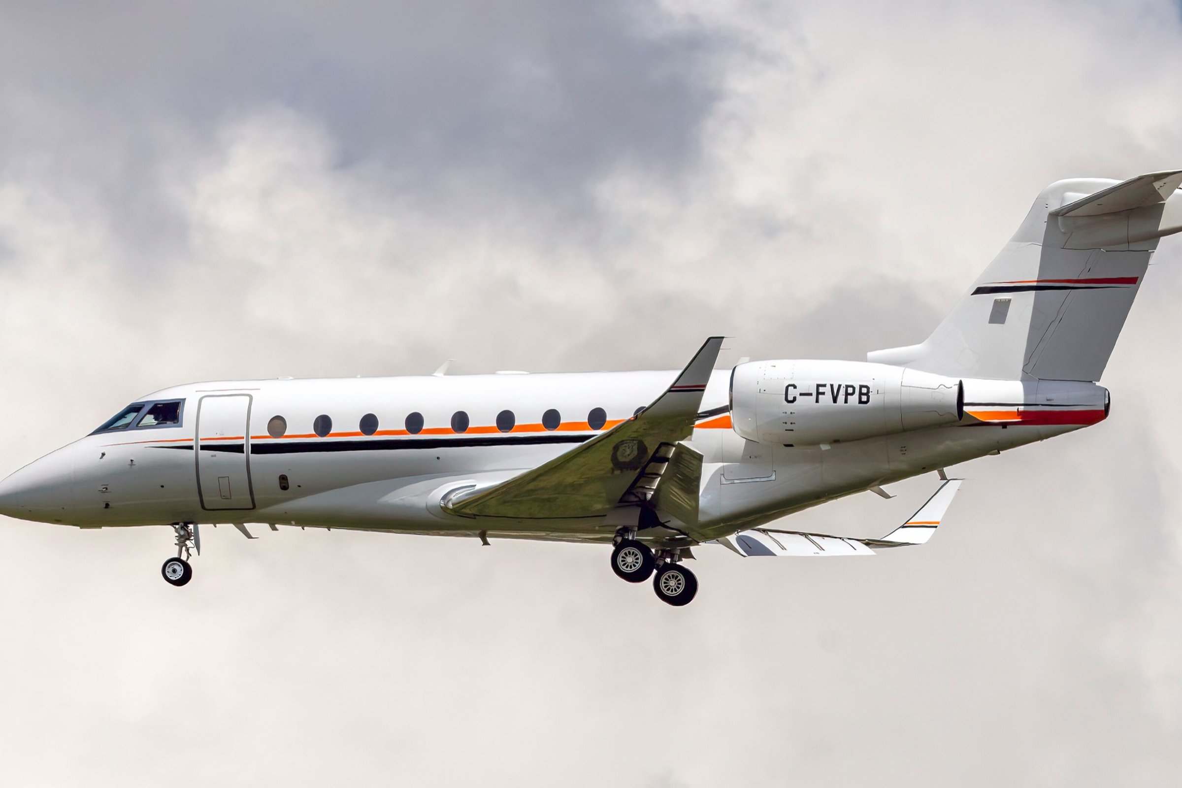 Gulfstream G280, exterior photo